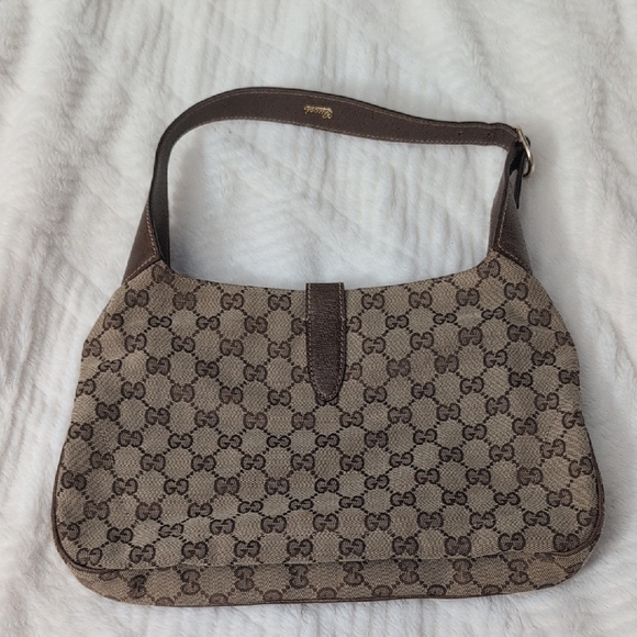 Gucci Beige and Brown Shoulder Bag - Picture 2 of 7